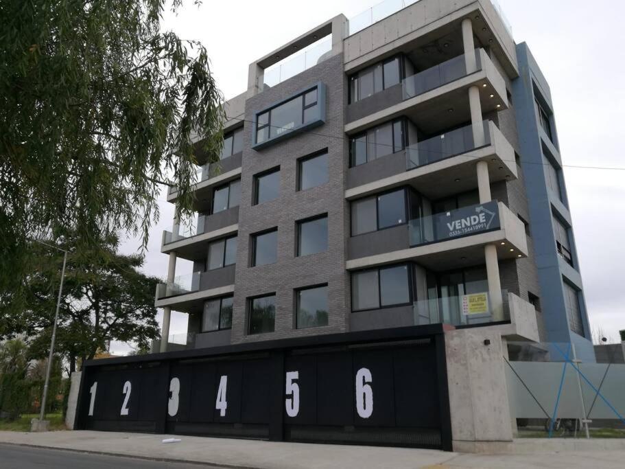 Depto. En Costanera Frente Al Rio 2 A 4 Personas Apartman San Nicolás de los Arroyos Kültér fotó